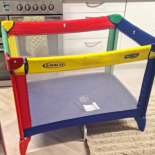 Graco pack play - n,