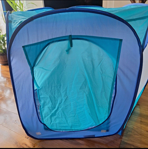 Portable blue square baby - square, play